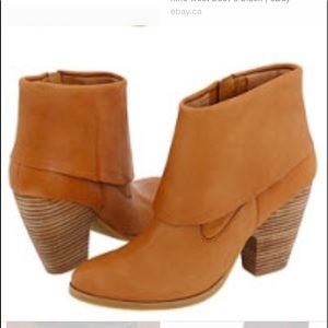 NWOT ! Nine West Gabble Leather Boots sz 10